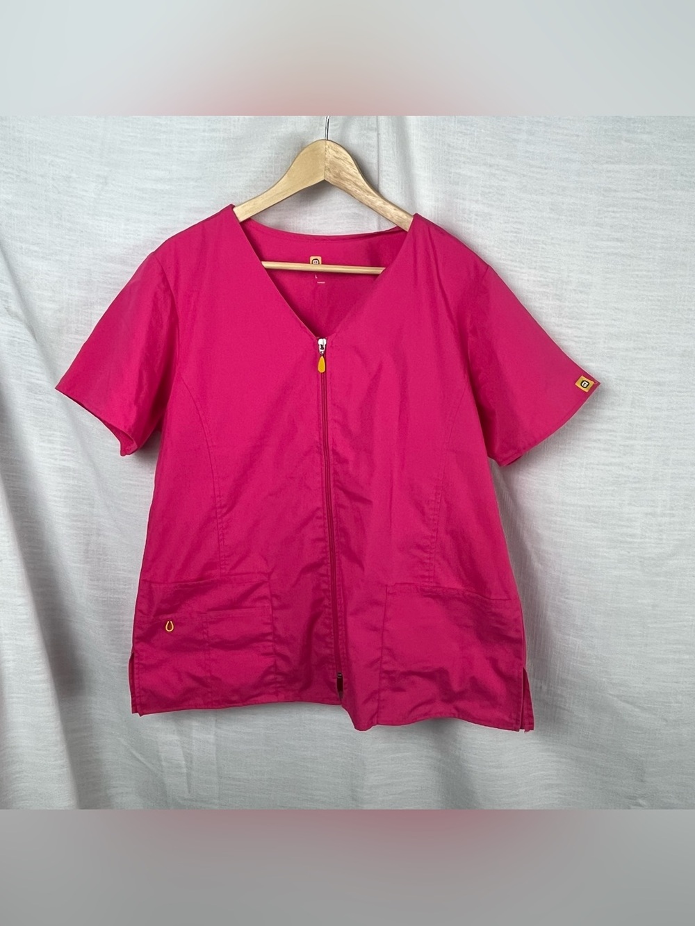 WonderWink Pink Scrubs Shirt with Zipper Size L